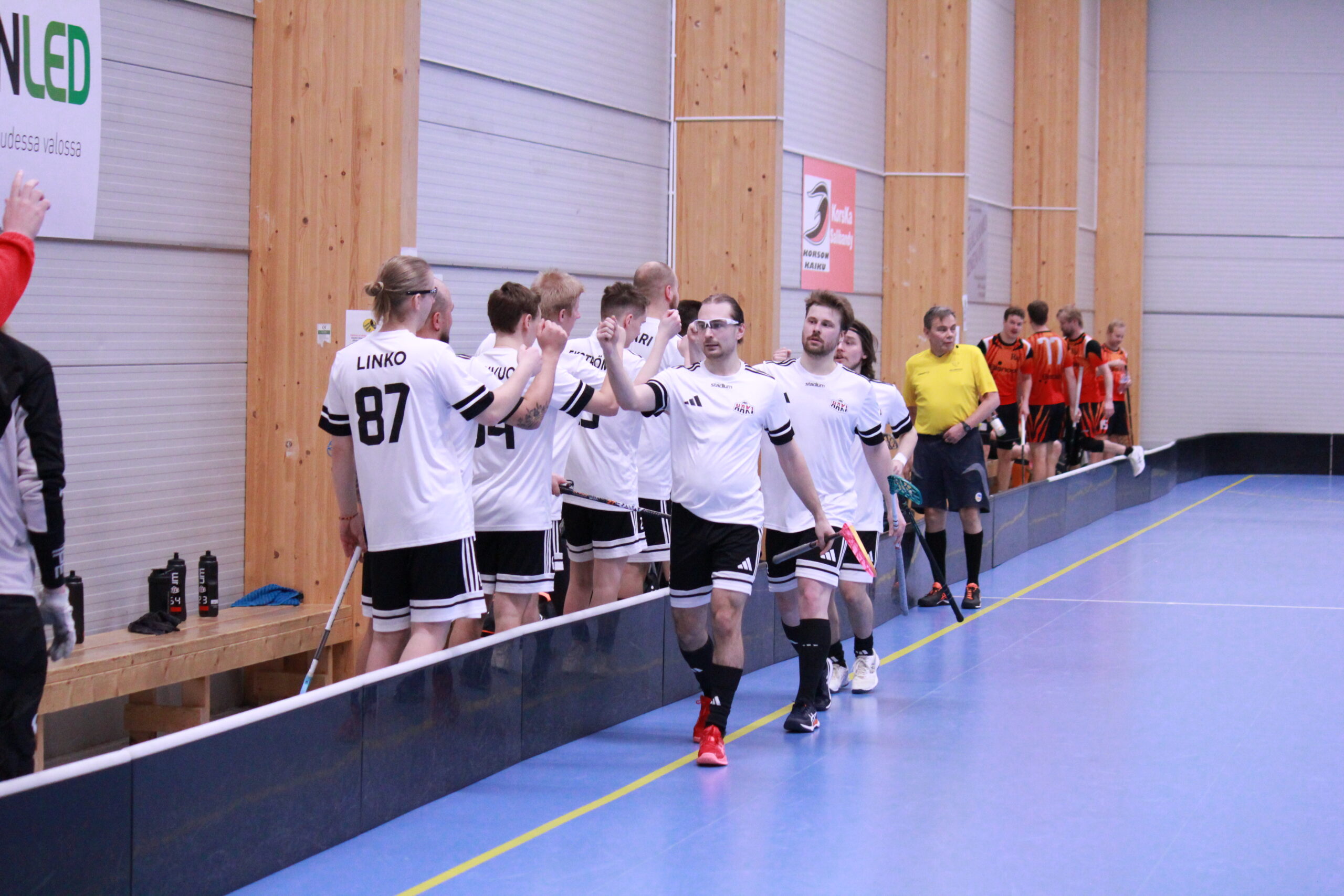 Raportti: Punamusta salibandyvuosi 2026 käyntiin otteluiden osalta